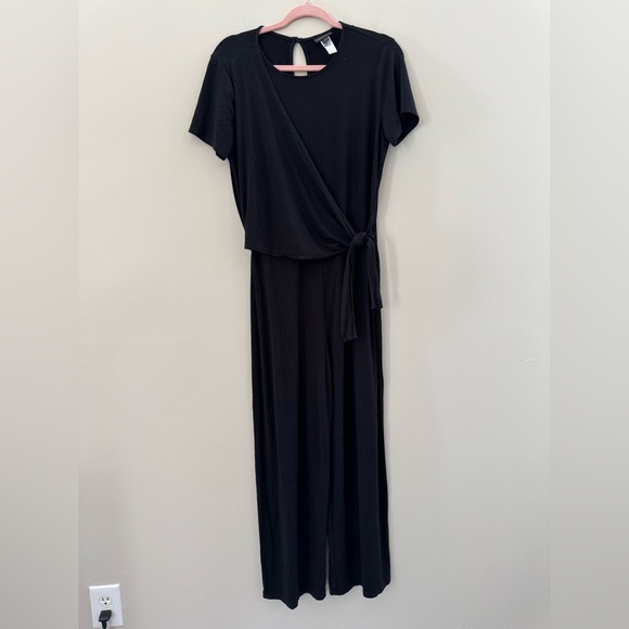 J Jill Wearever Black Side Tie Romper Wide Leg Short Sleeve Small - Picture 2 of 7
